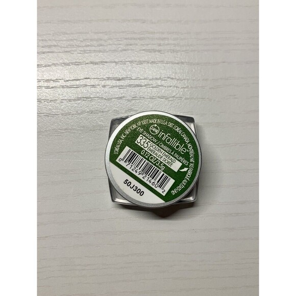 L'Oréal Paris Infallible 24HR Eye Shadow 335 GOLDEN EMERALD 0.12 oz✨️NEW✨️ - Picture 4 of 8